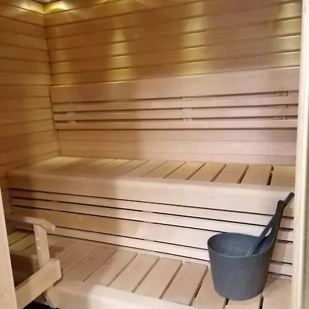 For 2 With Sauna Apartman *